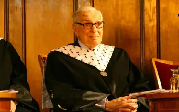 Kenneth Arrow: Grupurile care resping liderii sunt prea slabe ca să schimbe ceva