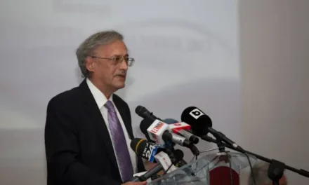 Vasile Astărăstoae: A fi medic înseamnă să percepi medicina şi în dimensiunea sa umanistă.