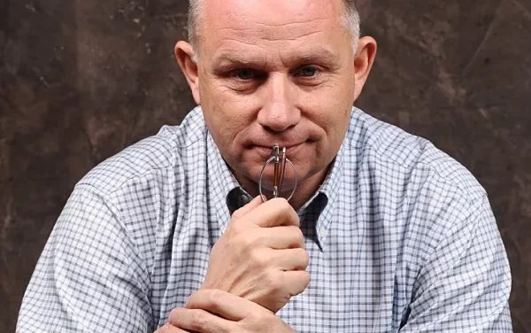 Răzvan A. Voiculescu: Dacă mi-aș da într-o zi seama că de fapt am un țel, momentul acela ar fi o mare pierdere pentru mine