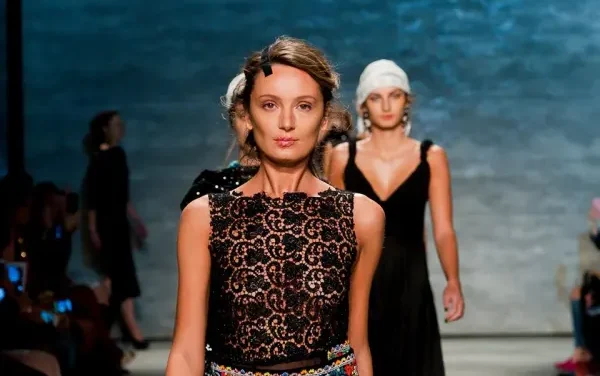 Dorin Negrau a cucerit New York Fashion Week susținut de ICR