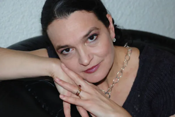 Ileana Șipoteanu: Femeia este răspunzătoare pentru  construirea societăţii de ieri, de azi şi de mâine