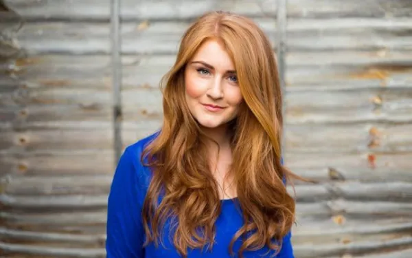 O ieşeancă studentă în Anglia, premiată de National Geographic, „vede“ în sufletul oamenilor cu ajutorul aparatului foto: „În România nu aş fi reuşit“