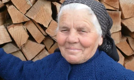 Reflexiile umane ale safirului…