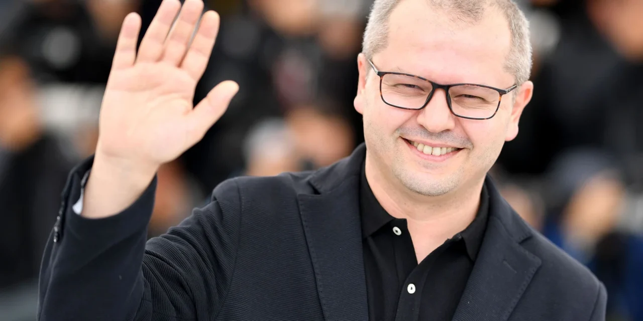 Corneliu Porumboiu: „Când mă gândesc la filmele mele, tot timpul am senzația că sunt ca într-o casă în care mai deschid câte o ușă”
