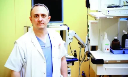 Dr. Dan Timofte: „Primul meu pacient purta haine cu patru, cinci «X» şi un «L»“