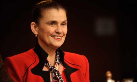 Felicia Filip: „Cred că noi când ne naştem, cu toţii ne naştem oameni buni.”