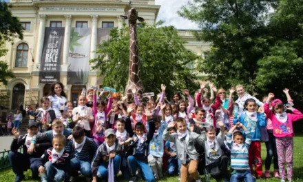 Fundația FARA a sărbătorit 25 de ani în România: 60 de copii sprijiniți de organizație au petrecut un week-end de poveste la București