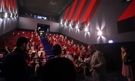 Filmul premiat al lui Radu Jude, Inimi cicatrizate, a fost proiectat în avanpremeiră națională