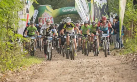 Sute de ciclişti uniţi pentru recuperarea copiilor cu autism, la Rocket Bike Fest VII!