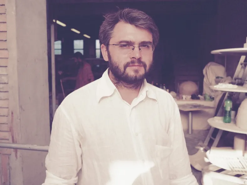 Igor Mocanu: „Rostul cuvintelor, al textului, ar fi, așadar, acela de a retroceda comunicării funcția ei cognitiv-enciclopedică, de a-i reaminti comunicării că ea nu este condamnată exclusiv să întrețină tranzacții, ci să vehiculeze cunoaștere.”
