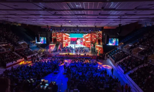 Aproape 4000 de persoane au participat aseară la „Poveste de Crăciun”, cel mai mare spectacol de sărbători organizat de OCC