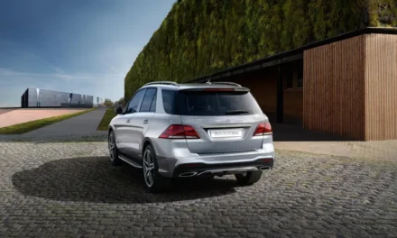 Mercedes-Benz România lansează o nouă campanie pentru promovarea modelelor PLUG-IN HYBRID: „Unplugged Artists in PLUG-IN Cars”