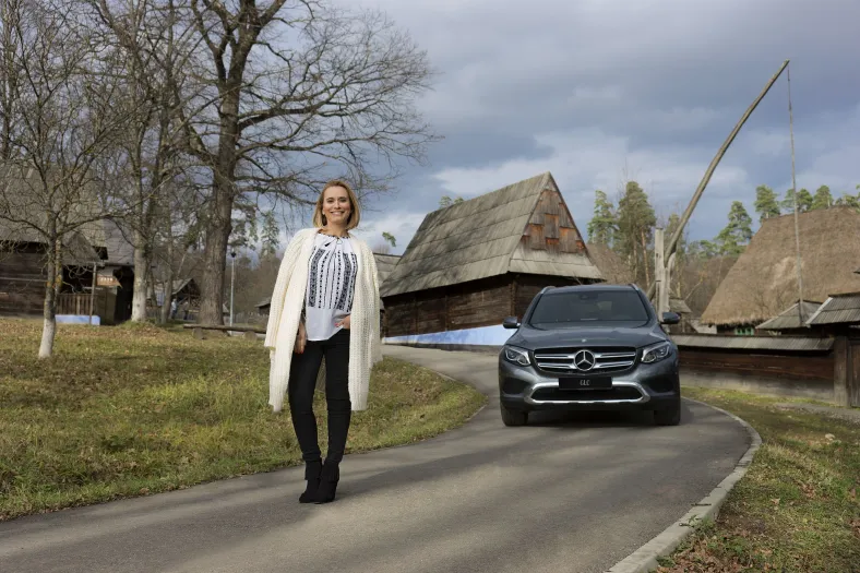 Mercedes-Benz România te invită „Pe urmele celor mai buni”