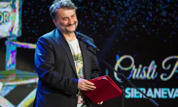 Marele Premiu și Trofeul Uniunii Cineaștilor din România a fost obținut de filmul „Sieranevada”, în regia lui Cristi Puiu