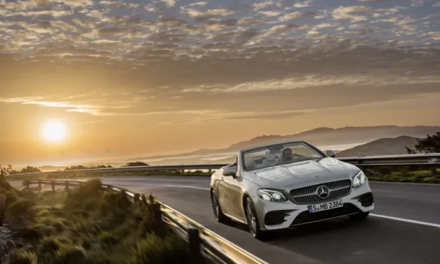 Mercedes-Benz lansează noul E Cabrio