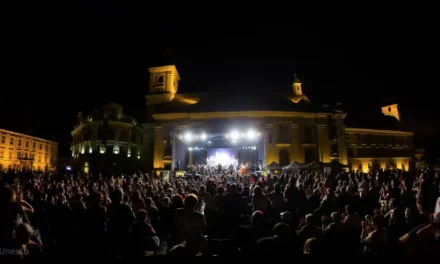 S-a încheiat a VIII-a ediție a Festivalului Classics for Pleasure! Momente de neuitat, artiști deosebiți, un public pasionat de frumos  și surprize deosebite!