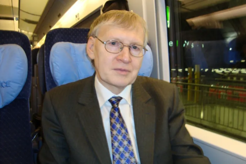 Roland Erb: „Traducerea este o lucrare literară nouă, prin urmare, și traducătorul trebuie să lucreze ca un artist al cuvântului, exact ca autorul operei originale.”