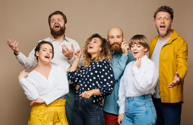 Premieră muzicală – trupa Blue Noise lasează PORTRAIT, primul album a cappella din România