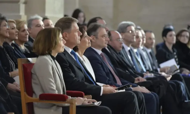 Creația românească, în prim-plan la Paris, la deschiderea Sezonului România-Franța