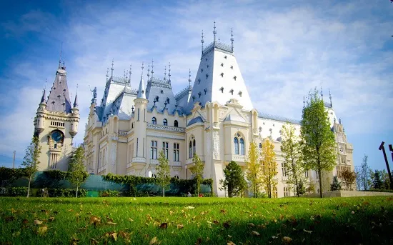 Titlul „Capitala Tineretului din România” ajunge pe 2 mai, de Ziua Națională a Tineretului, la Iași