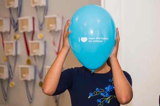Hope and Homes for Children și Kaufland România anunță continuarea parteneriatului strategic prin care compania susține programul de închidere a instituțiilor de tip vechi (orfelinate) desfășurat de Fundație în județul Iași