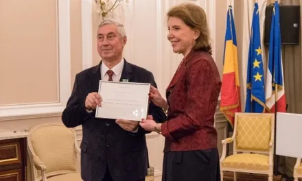 Directorul general al Muzeului Naţional de Istorie a României a fost decorat cu Ordinul Naţional francez pentru Arte și Litere în grad de Cavaler