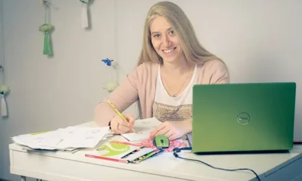 Bianca Grin-creator bijuterie contemporană: „Bijuteria contemporană este construită în baza unui concept, a unei povești și asta o face să depășească granițele bijuteriei clasice, cea cu menire strictă, de podoabă.”