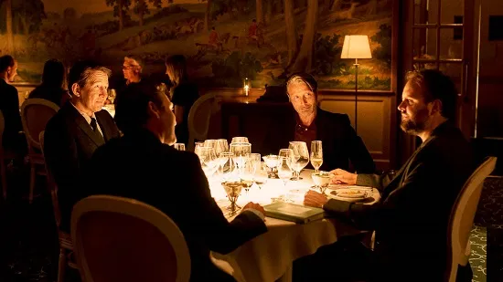 O nouă colaborare între Mads Mikkelsen și Thomas Vinterberg: Druk / Another Round va rula în cinematografele din România la finalul acestui an