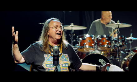Artistul legendar, Mike Godoroja, lansează „ANA FRUMOASĂ FATĂ”,  un video art-rock înregistrat într-un studio 100% analog