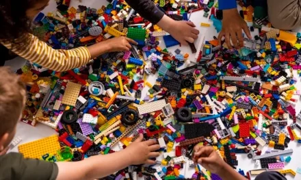 Grupul LEGO a avut cea mai mare creștere de pe piața de jucării în 2023