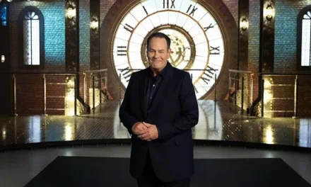Dan Aykroyd prezintă cele mai misterioase și bizare evenimente din istorie, în noul serial original HISTORY, „Incredibil cu Dan Aykroyd“