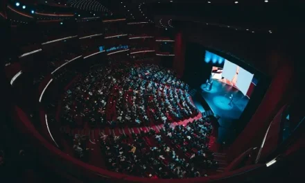 Claudiu Teohari (Teo) este prezentatorul Galei Premiilor Gopo 2024. Cine sunt vedetele așteptate pe covorul roșu luni, 29 aprilie