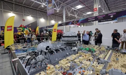 RoLUG și LEGO® România primesc titlul Guinness World Records™ pentru  cea mai mare dioramă din piese LEGO® din lume