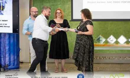 Ateneul ieșean premiat pentru proiectul „ZETgeneration – Zâmbet, Empatie, Terapie”