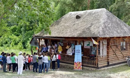Programul c@rte în sate al Asociației Eu, tu și ei, premiul I la Gala Societății Civile