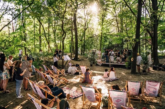 Festivalul Strada Armenească a reunit 24.000 de participanți la Grădina Botanică din București