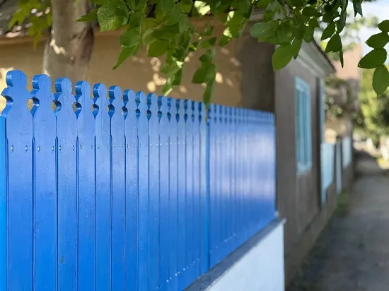 Ingredientele unui sat tradițional lipovenesc: muzica tradițională, stufarul, iconarul și Albastrul de Delta Dunării