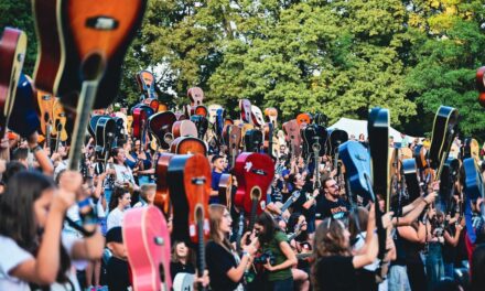 Peste 15.000 de spectatori și un număr record de chitariști la a X-a ediție Sibiu Guitar Meeting