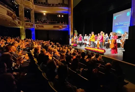 Marin Cazacu și Violoncellissimo pornesc în luna octombrie în cel de-al 7-lea Turneu Național Clasic la puterea a treia