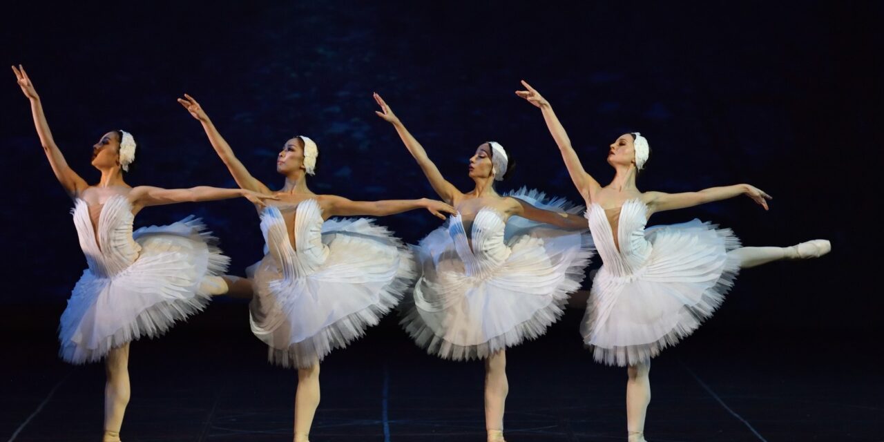 „Bărbierul din Sevilla”, „Callas-Oana Pellea”, „Lacul lebedelor”, „Lohengrin” și „Nunta lui Figaro”, titlurile care deschid luna aprilie pe scena ONB