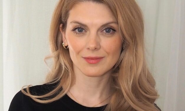 Actrița Olivia Niță joacă într-o nouă producție internațională de succes: „The Gray House”, miniseria Amazon Prime produsă de Morgan Freeman și Kevin Costner