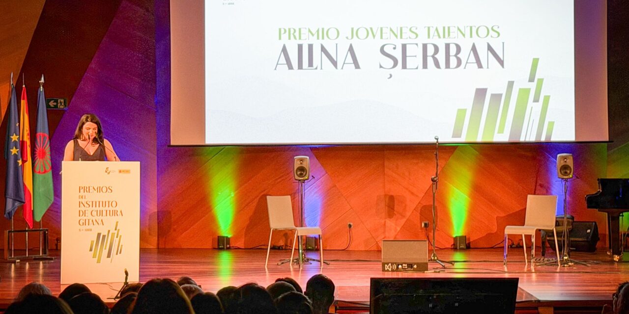 Recunoaștere internațională: actrița Alina Șerban, premiată de Institute of Gypsy Culture din Madrid în cadrul Zilei Internaționale a Romilor