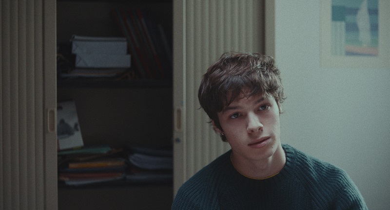 Stele căzătoare, selecționat la Cannes, intră în cinematografele din România