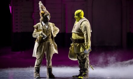 De pe Broadway la București, Shrek Musicalul revine pe scena ONB de Ziua Copilului. Horia Brenciu, în rolul căpcăunului simpatic