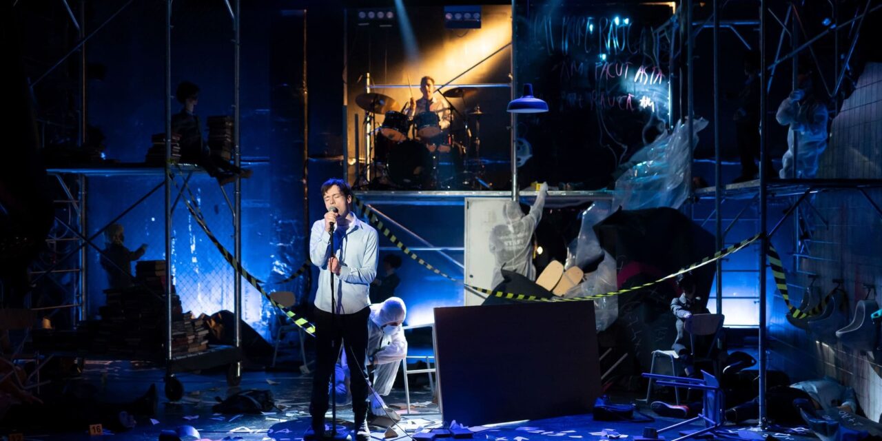 PUNK ROCK, spectacolul care vorbește fără menajamente despre adolescență, ajunge la Festivalul de Teatru de la Piatra Neamț