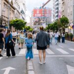 Tururi ghidate, expoziție Oltcit și dezbatere despre transformările Bucureștiului,  în weekend, la „Străzi deschise”