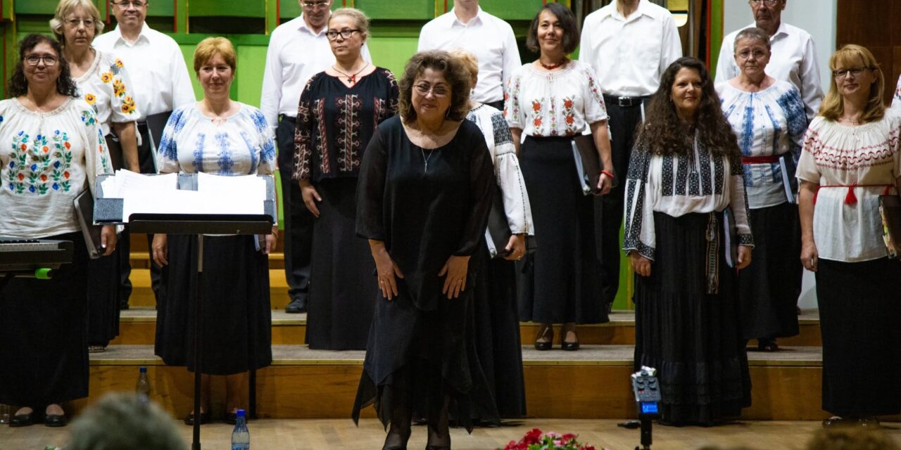 Corul Pro Arte al Universității din București celebrează 50 de ani de existență printr-un concert aniversar la ARCUB