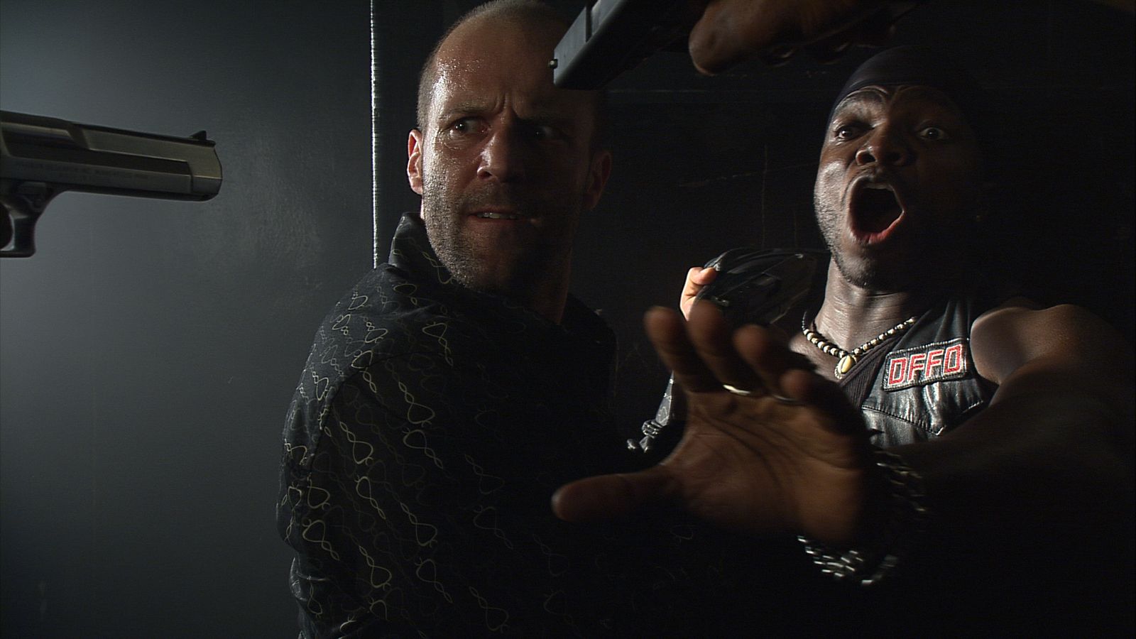 AXN România încheie luna august cu două seri de comedie și acțiune alături de Jason Statham