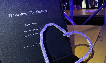 Adrian Văncică a câștigat premiul pentru cel mai bun actor pentru rolul principal din  „Nu e locul tău aici”, la Festivalul Internațional de Film de la Sarajevo