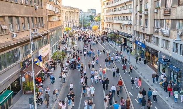 Calea Victoriei, scena festivă a Zilelor Bucureștiului, în cadrul proiectului „Străzi Deschise – București, Promenadă urbană”
